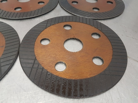 Claas Axos 340, 310 Cx, Cergos, Ceres, Ergos, Celtis Brake Disc Kit 7700055126 - Disco de freio: foto 2 Claas Axos 340, 310 Cx, Cergos, Ceres, Ergos, Celtis Brake Disc Kit 7700055126 - Disco de freio: foto 2