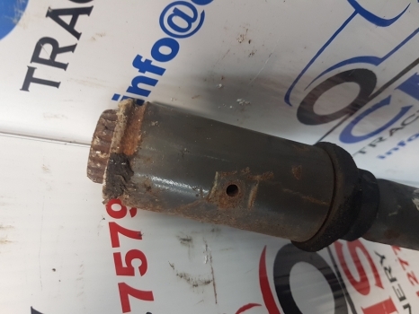 Claas Axos 340 Cx Fwd Drive Shaft 0011172581, 11131010, 11172583 - Eixo cardan de Trator: foto 5 Claas Axos 340 Cx Fwd Drive Shaft 0011172581, 11131010, 11172583 - Eixo cardan de Trator: foto 5