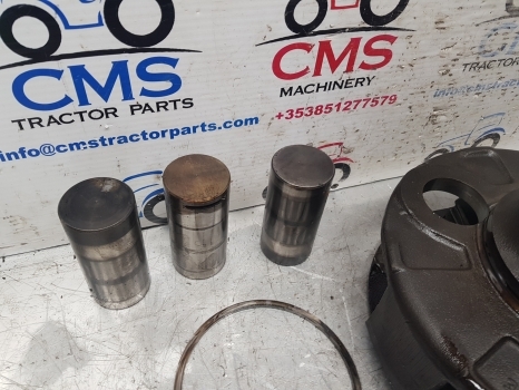 Claas Renault Ares 600 Ser Rx, Rz, Atz 696 Rear Axle Planet Carrier 6005019446 - Eixo traseiro de Trator: foto 2 Claas Renault Ares 600 Ser Rx, Rz, Atz 696 Rear Axle Planet Carrier 6005019446 - Eixo traseiro de Trator: foto 2