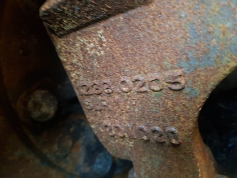 Claas Scorpion 732, 736 Front Lhs Rear Axle Rhs Hub Complete 0019230840 - Eixo traseiro: foto 2 Claas Scorpion 732, 736 Front Lhs Rear Axle Rhs Hub Complete 0019230840 - Eixo traseiro: foto 2