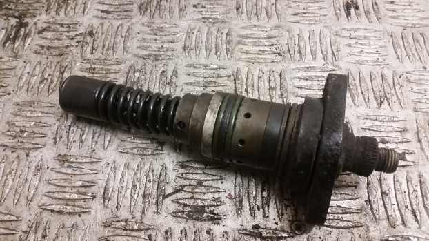 Deutz Agrotron 100, 120, 135, 150, 160, 175, 195, 200 Mk3 Injector Pump 02111335 - Injector: foto 3 Deutz Agrotron 100, 120, 135, 150, 160, 175, 195, 200 Mk3 Injector Pump 02111335 - Injector: foto 3
