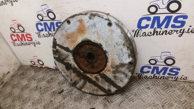 Deutz Agrotron 150 Mk3 Flywheel Damper. Please Check By The Photos. - Volante do motor de Trator: foto 4 Deutz Agrotron 150 Mk3 Flywheel Damper. Please Check By The Photos. - Volante do motor de Trator: foto 4
