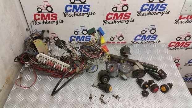 Deutzdx4.70 Electrical Wire, Switches, Fuses, Measuring And Displaying Devices - Sistema elétrico de Trator: foto 5 Deutzdx4.70 Electrical Wire, Switches, Fuses, Measuring And Displaying Devices - Sistema elétrico de Trator: foto 5