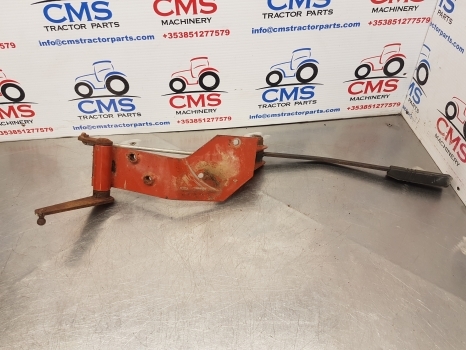 Fiat 115-90, 140-90, 130-90, 160-90, 180-90 Hydraulic Lift Control Lever 5130493 - Hidráulica de Trator: foto 4 Fiat 115-90, 140-90, 130-90, 160-90, 180-90 Hydraulic Lift Control Lever 5130493 - Hidráulica de Trator: foto 4
