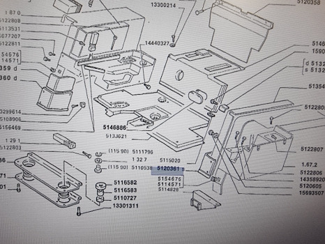 Fiat 160-90, 140-60, 180-60, 30 Series, Cab Interior Panel 5120361 - Cabine e interior: foto 4 Fiat 160-90, 140-60, 180-60, 30 Series, Cab Interior Panel 5120361 - Cabine e interior: foto 4