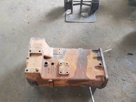 Fiat 70-90, 80-90, 60-90, 70-88, 60-88, 80-88 Transmission Housing 5125267 - Caixa de câmbio: foto 2 Fiat 70-90, 80-90, 60-90, 70-88, 60-88, 80-88 Transmission Housing 5125267 - Caixa de câmbio: foto 2
