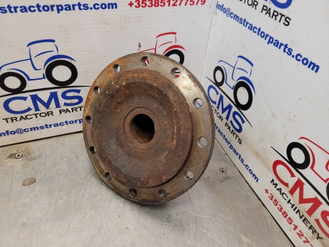 Fiat 980, 1180, 90-90, 100-90, 110-90 Front Axle Hub Shaft 5104077, 5129675 - Eixo dianteiro: foto 4 Fiat 980, 1180, 90-90, 100-90, 110-90 Front Axle Hub Shaft 5104077, 5129675 - Eixo dianteiro: foto 4