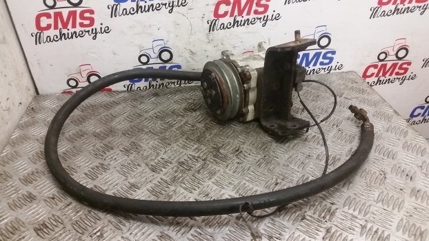 Fiat F, F- Dt Ford 30 Series F140, F130, F100 Air Compressor 5165548, 51219592 - Compressor de ar condicionado de Trator: foto 1 Fiat F, F- Dt Ford 30 Series F140, F130, F100 Air Compressor 5165548, 51219592 - Compressor de ar condicionado de Trator: foto 1