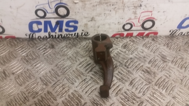 Ford 2600, 3600, 2000 Rear Axle Differential Lock Fork C5nn4n053a, C7nn7n515 - Diferencial de Trator: foto 4 Ford 2600, 3600, 2000 Rear Axle Differential Lock Fork C5nn4n053a, C7nn7n515 - Diferencial de Trator: foto 4
