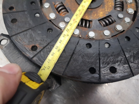 Ford 3610, 4610, 4600, 4000 Clutch Pressure Plate 83935271, D8nn7563db - Embreagem e peças de Máquina agrícola: foto 3 Ford 3610, 4610, 4600, 4000 Clutch Pressure Plate 83935271, D8nn7563db - Embreagem e peças de Máquina agrícola: foto 3
