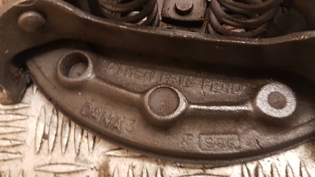 Ford 4100, 4200 Clutch Pressure Plate C9nn7563e - Embreagem e peças de Trator: foto 4 Ford 4100, 4200 Clutch Pressure Plate C9nn7563e - Embreagem e peças de Trator: foto 4