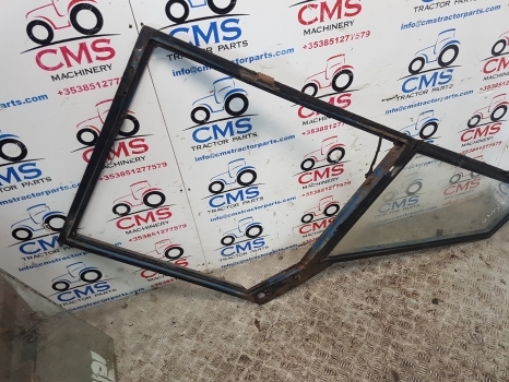 Ford 4110, 5610, 6410, 7410 Lp Cab Door Right 83931994, 83957672 - Porta e peças de Trator: foto 3 Ford 4110, 5610, 6410, 7410 Lp Cab Door Right 83931994, 83957672 - Porta e peças de Trator: foto 3