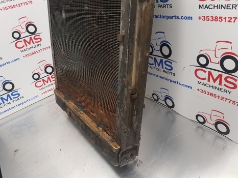 Ford 4500, 5000, 5100, 5600, 5500 Engine Water Cooling Radiator, Cowl 86531508 - Radiador de Trator: foto 5 Ford 4500, 5000, 5100, 5600, 5500 Engine Water Cooling Radiator, Cowl 86531508 - Radiador de Trator: foto 5