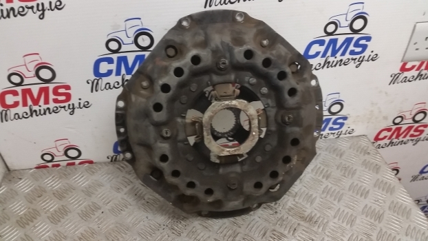 Ford 4610 10, 30 Series 4 Cyl Clutch Pressure Plate 81814055, C5nn7n513a - Embreagem e peças de Trator: foto 1 Ford 4610 10, 30 Series 4 Cyl Clutch Pressure Plate 81814055, C5nn7n513a - Embreagem e peças de Trator: foto 1