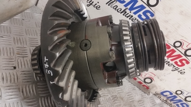 Ford 5000 Rear Bevel Gear (37:6) 81824192 And Differential C7nn4206a, 81816247 - Diferencial de Trator: foto 5 Ford 5000 Rear Bevel Gear (37:6) 81824192 And Differential C7nn4206a, 81816247 - Diferencial de Trator: foto 5
