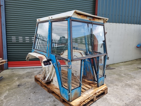 Ford 5600, 6600, 7600, 5000, 6000 Complete Cab, Fritzmeier Cab, Cab No58 - Cabine: foto 2 Ford 5600, 6600, 7600, 5000, 6000 Complete Cab, Fritzmeier Cab, Cab No58 - Cabine: foto 2