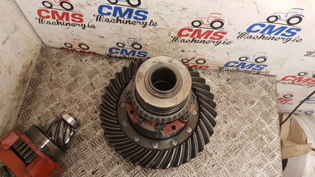 Ford 655, 655a, 555, 555a, 555b Rear Axle Bevel Gear, Differential E2nn4209ec - Diferencial de Trator: foto 2 Ford 655, 655a, 555, 555a, 555b Rear Axle Bevel Gear, Differential E2nn4209ec - Diferencial de Trator: foto 2