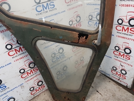 Ford 7600, 7710, 6600 Tw10, Tw10 Q Cab Door Right Assembly Rusty D8nn9420124bc - Porta e peças de Trator: foto 3 Ford 7600, 7710, 6600 Tw10, Tw10 Q Cab Door Right Assembly Rusty D8nn9420124bc - Porta e peças de Trator: foto 3