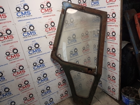 Ford 7600, 7710, 6600 Tw10, Tw10 Q Cab Door Right Assembly Rusty D8nn9420124bc - Porta e peças de Trator: foto 1 Ford 7600, 7710, 6600 Tw10, Tw10 Q Cab Door Right Assembly Rusty D8nn9420124bc - Porta e peças de Trator: foto 1