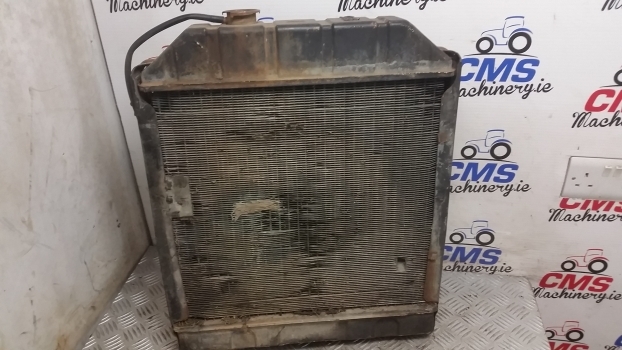 Ford Engine Water Cooling Radiator 2 - Radiador de Trator: foto 3 Ford Engine Water Cooling Radiator 2 - Radiador de Trator: foto 3
