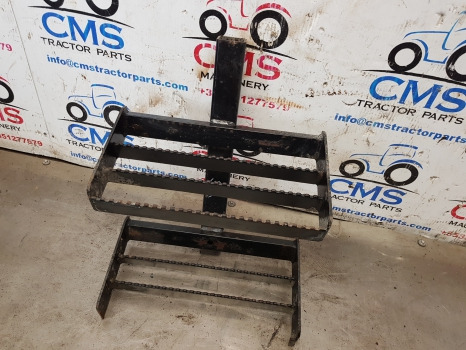Ford New Holland 40, Ts ,ts110, 6640 Foot Step Assy Rhs 82008961,f0nn9420041bb - Estribo: foto 3 Ford New Holland 40, Ts ,ts110, 6640 Foot Step Assy Rhs 82008961,f0nn9420041bb - Estribo: foto 3