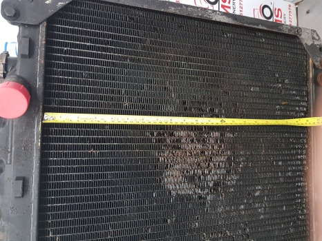 Ford Ts, 5640, 6640, 7740  Engine Water Cooling Radiator 82015103, 82015097 - Radiador: foto 3 Ford Ts, 5640, 6640, 7740  Engine Water Cooling Radiator 82015103, 82015097 - Radiador: foto 3