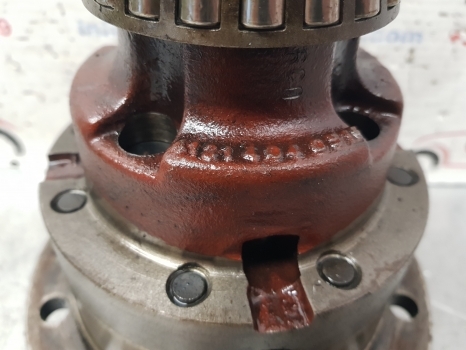 Ford Tw 20 Front Axle Differential 4131204013, 4131307007, 4131304022, Zp4131304007 - Diferencial de Trator: foto 4 Ford Tw 20 Front Axle Differential 4131204013, 4131307007, 4131304022, Zp4131304007 - Diferencial de Trator: foto 4