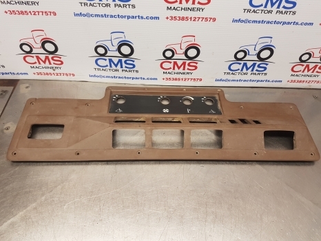 John Deere 2040, 3050, 2650, 2140 Air Vents Panel Re33620, Ar95969, R74205 - Cabine e interior de Trator: foto 1 John Deere 2040, 3050, 2650, 2140 Air Vents Panel Re33620, Ar95969, R74205 - Cabine e interior de Trator: foto 1