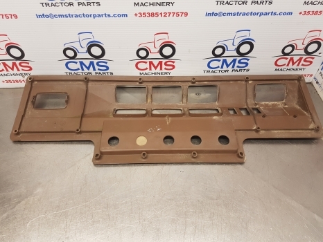 John Deere 2040, 3050, 2650, 2140 Air Vents Panel Re33620, Ar95969, R74205 - Cabine e interior de Trator: foto 4 John Deere 2040, 3050, 2650, 2140 Air Vents Panel Re33620, Ar95969, R74205 - Cabine e interior de Trator: foto 4