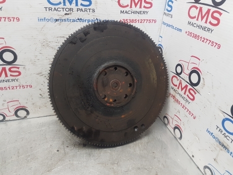 John Deere 3130, 3030, 1830, 2030, 2130 Flywheel At26482, Ar92508 - Volante do motor de Trator: foto 2 John Deere 3130, 3030, 1830, 2030, 2130 Flywheel At26482, Ar92508 - Volante do motor de Trator: foto 2