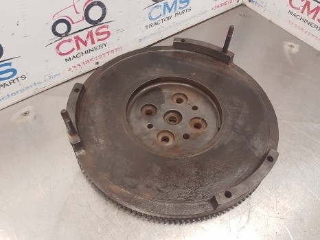 John Deere 3350, 2130, 2135, 2355 40, 50 And 55 Series Flywheel Re18678 - Volante do motor de Trator: foto 4 John Deere 3350, 2130, 2135, 2355 40, 50 And 55 Series Flywheel Re18678 - Volante do motor de Trator: foto 4
