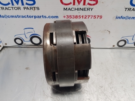 John Deere 40 And 50 Series Four Wheel Drive Clutch L39840, L34058 - Embreagem e peças de Trator: foto 4 John Deere 40 And 50 Series Four Wheel Drive Clutch L39840, L34058 - Embreagem e peças de Trator: foto 4
