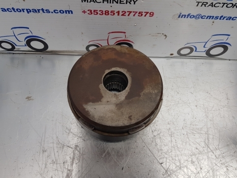 John Deere 40 And 50 Series Four Wheel Drive Clutch L39840, L34058 - Embreagem e peças de Trator: foto 2 John Deere 40 And 50 Series Four Wheel Drive Clutch L39840, L34058 - Embreagem e peças de Trator: foto 2