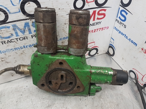 John Deere 6000 Series 6400 Hydraulic Spool Valve Al75842, 8506e - Hidráulica: foto 2 John Deere 6000 Series 6400 Hydraulic Spool Valve Al75842, 8506e - Hidráulica: foto 2
