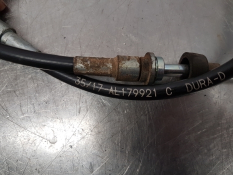 John Deere 6115m, 6m Series, Parking Push Pull Cable Al179921 - Cabine e interior de Trator: foto 3 John Deere 6115m, 6m Series, Parking Push Pull Cable Al179921 - Cabine e interior de Trator: foto 3