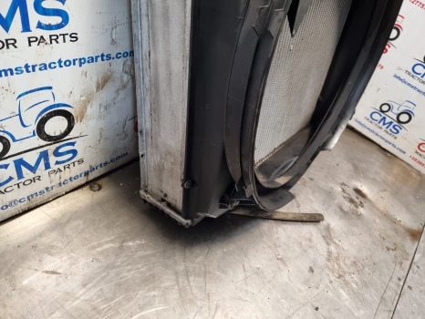 John Deere 6145r, 6r, Engine Water Cooling Radiator Bent For Parts Al220810 - Radiador: foto 4 John Deere 6145r, 6r, Engine Water Cooling Radiator Bent For Parts Al220810 - Radiador: foto 4
