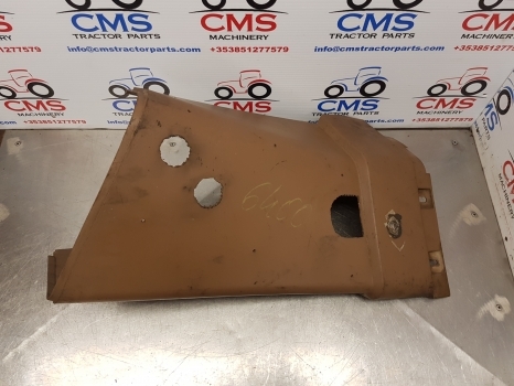 John Deere 6400, 6200, 6300, 6100 Control Shield Panel L75723, L112841, L113918 - Cabine e interior de Trator: foto 2 John Deere 6400, 6200, 6300, 6100 Control Shield Panel L75723, L112841, L113918 - Cabine e interior de Trator: foto 2