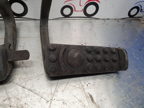 John Deere Brake Pedals For Sg2 Cab R75715, R75716, Ar102305, Ar102306 - Pedal de Trator: foto 3 John Deere Brake Pedals For Sg2 Cab R75715, R75716, Ar102305, Ar102306 - Pedal de Trator: foto 3