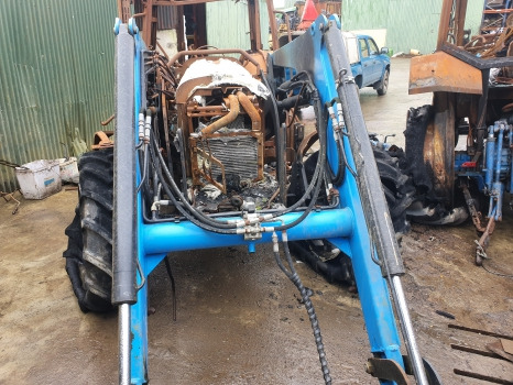 Landini 5-110h Front, Rear Axle, Engine, Transmission, Lift, Panels, Pto Parts - Motor e peças: foto 4 Landini 5-110h Front, Rear Axle, Engine, Transmission, Lift, Panels, Pto Parts - Motor e peças: foto 4