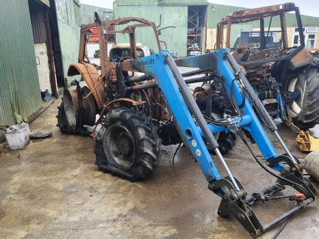 Landini 5-110h Front, Rear Axle, Engine, Transmission, Lift, Panels, Pto Parts - Motor e peças: foto 5 Landini 5-110h Front, Rear Axle, Engine, Transmission, Lift, Panels, Pto Parts - Motor e peças: foto 5
