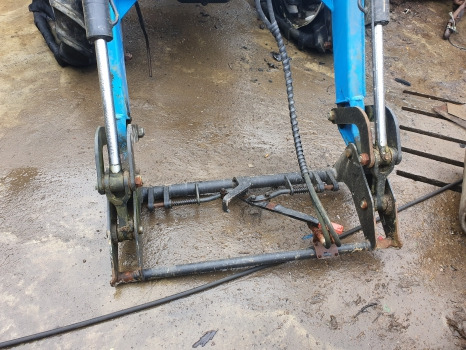 Landini 5-110h Front, Rear Axle, Engine, Transmission, Lift, Panels, Pto Parts - Motor e peças: foto 3 Landini 5-110h Front, Rear Axle, Engine, Transmission, Lift, Panels, Pto Parts - Motor e peças: foto 3