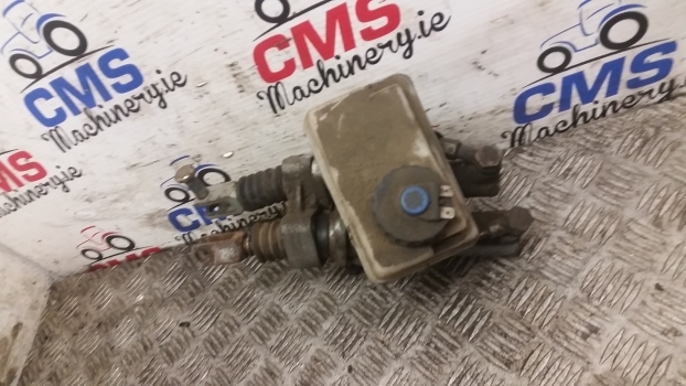 Landini Mythos Series 115 Brake Master Cylinders Kit 3666220m91 - Cilindro de freio de Trator: foto 5 Landini Mythos Series 115 Brake Master Cylinders Kit 3666220m91 - Cilindro de freio de Trator: foto 5