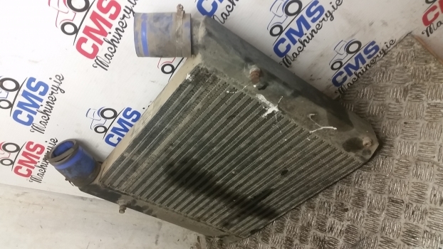 Landini Mythos Series 115 Engine Air Intercooler 3669618m91, 3683629m91 - Intercooler de Trator: foto 4 Landini Mythos Series 115 Engine Air Intercooler 3669618m91, 3683629m91 - Intercooler de Trator: foto 4