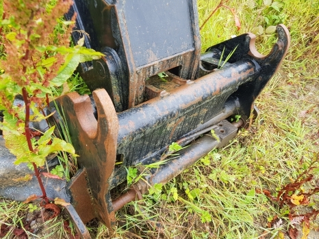 Manitou Mlt 735-120 Lsu Headstock Head Stock Complete - Acoplamento rápido de Empilhador telescópico: foto 3 Manitou Mlt 735-120 Lsu Headstock Head Stock Complete - Acoplamento rápido de Empilhador telescópico: foto 3