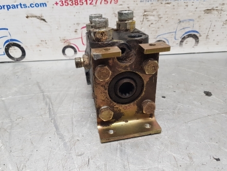 Manitou Mlt634-120lsu Steering Motor Orbital Unit 150-3134, Ospc200ls, 167d3713 - Direcção de Empilhador telescópico: foto 2 Manitou Mlt634-120lsu Steering Motor Orbital Unit 150-3134, Ospc200ls, 167d3713 - Direcção de Empilhador telescópico: foto 2