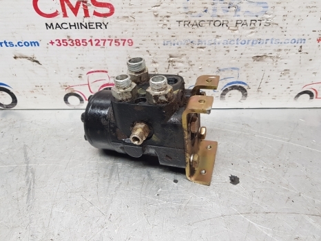 Manitou Mlt634-120lsu Steering Motor Orbital Unit 150-3134, Ospc200ls, 167d3713 - Direcção de Empilhador telescópico: foto 1 Manitou Mlt634-120lsu Steering Motor Orbital Unit 150-3134, Ospc200ls, 167d3713 - Direcção de Empilhador telescópico: foto 1