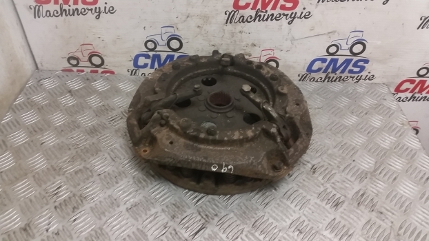 Massey Ferguson 290, 390, 590, 690 Clutch Pressure Plate 1867436m91 - Embreagem e peças de Trator: foto 1 Massey Ferguson 290, 390, 590, 690 Clutch Pressure Plate 1867436m91 - Embreagem e peças de Trator: foto 1