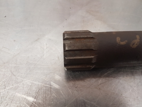 Massey Ferguson 50,135,150, 235, 595, 275, 290 Rear Pto Drive Shaft 886366m91 - Eixo cardan de Trator: foto 2 Massey Ferguson 50,135,150, 235, 595, 275, 290 Rear Pto Drive Shaft 886366m91 - Eixo cardan de Trator: foto 2