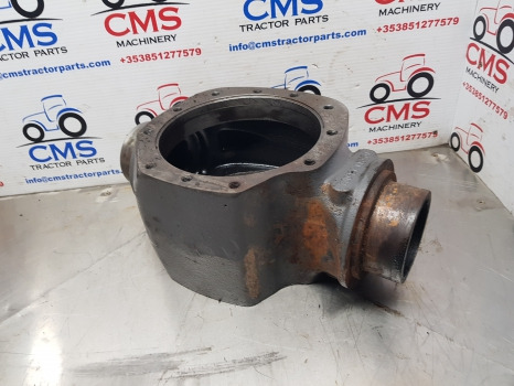 Massey Ferguson 5612 Front Axle Centre Housing 7300111301, 730.01.113.61 - Eixo dianteiro de Trator: foto 3 Massey Ferguson 5612 Front Axle Centre Housing 7300111301, 730.01.113.61 - Eixo dianteiro de Trator: foto 3