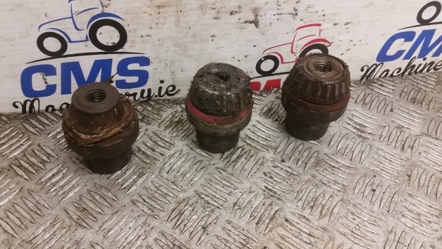 Massey Ferguson 6150, 6160 King Pin 3pc 3429319m1 - Direcção de Trator: foto 1 Massey Ferguson 6150, 6160 King Pin 3pc 3429319m1 - Direcção de Trator: foto 1